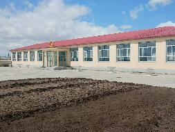 东乌珠穆沁旗边防公路养护中心嘎达布其公路养护旧道班房屋出租（年租金底价63863元，租期2年）