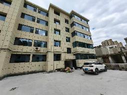 陇南市宕昌县城关镇糖酒公司住宅楼1号楼2单元201室住宅转让公告