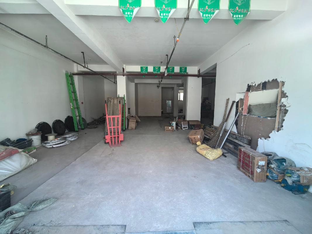 甘肃省武威市天祝藏族自治县莫科路西侧旺泽苑住宅小区4号楼1层04号商业房产转让公告（第三次）