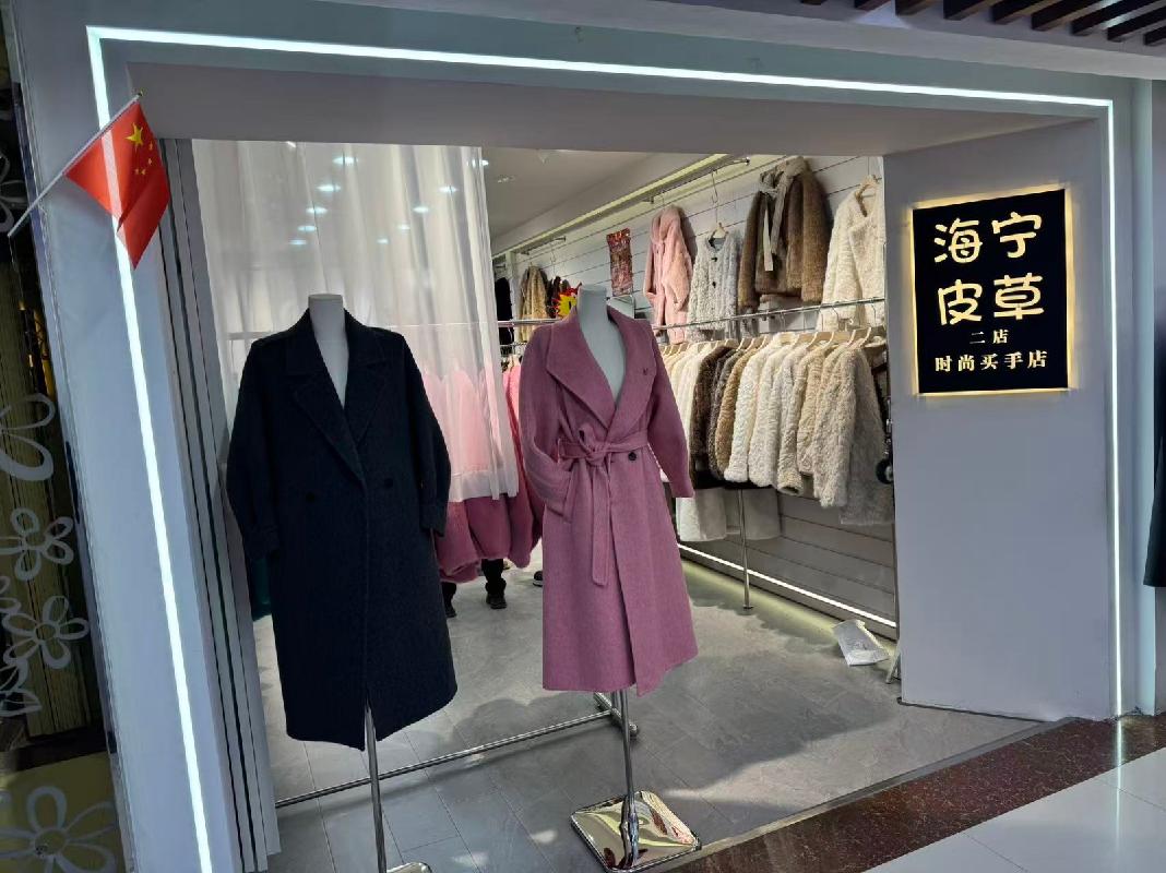 内蒙古自治区通辽市科尔沁区和平路商城春天二楼南侧第2-10号商铺整体出租(国资监测编号GR2026NM1002059)