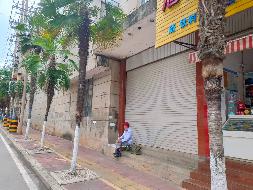 玉溪市烟草公司华宁县分公司虹桥路6号、宁阳路8号外围商铺租赁