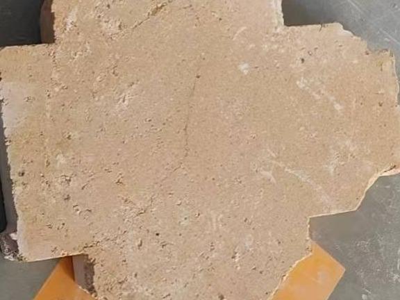 约100吨废旧耐火砖转让（中国北方稀土（集团）高科技股份有限公司冶炼分公司）(国资监测编号GR2026NM1002297)