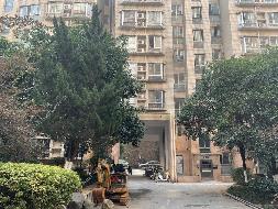 长沙市雨花区新中路立交桥西北侧华银园29-32栋707(国资监测编号GR2026HN1001077)