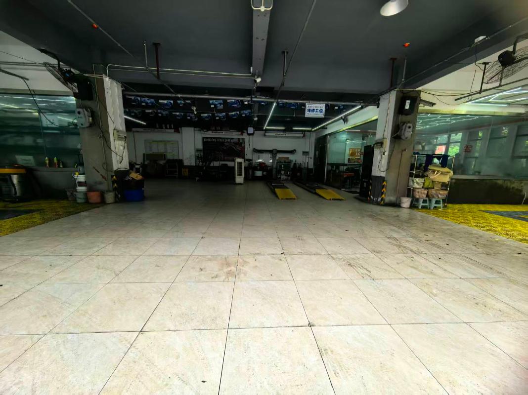 芜湖市鸠江区城东停车楼汽车美容门面房出租公告(国资监测编号GR2026AH2001275)
