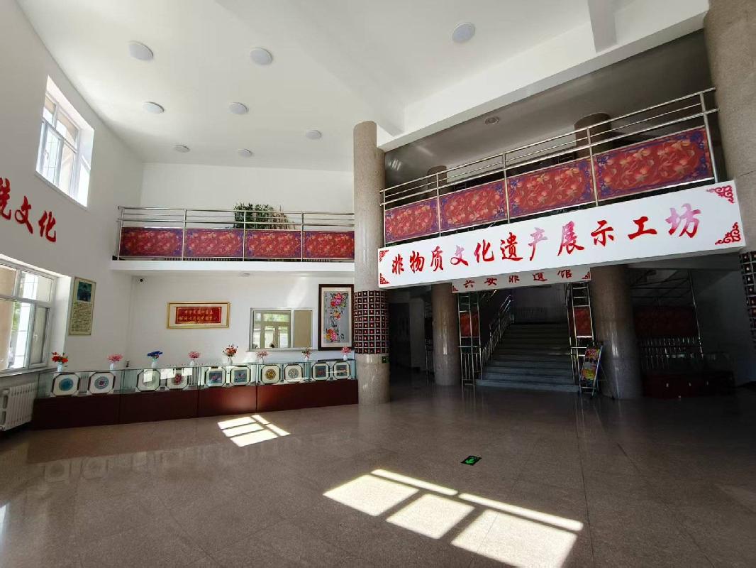 乌兰浩特市兴安北路82号兴安非遗工坊-1-4楼整体出租（年租金底价352590.00元，租期5年）(国资监测编号GR2026NM1002319-4)