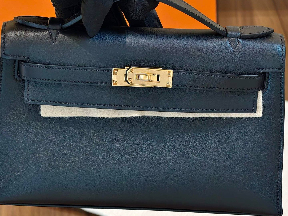 爱马仕 Mini Kelly 一代 黑金金扣 swift皮 B刻未使用（带盒）转让公告