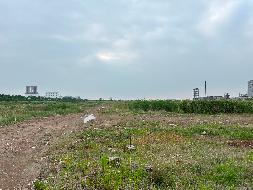 灌南县堆沟港镇化工园经二路东侧、纬四路北侧地块国有出让土地使用权转让交易公告(国资监测编号GR2026JS3002096)
