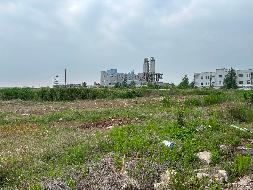 灌南县堆沟港镇化工园经二路东侧、纬四路北侧地块国有出让土地使用权转让交易公告(国资监测编号GR2026JS3002096)