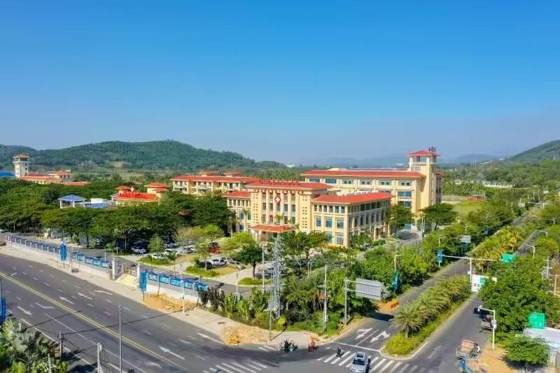 陵水黎族自治县光坡镇第二人民医院光坡院区13513.25平方米国有划拨土建设用地使用权、宗地内13495.21平方米建筑物、装修改造工程及设备整体转让