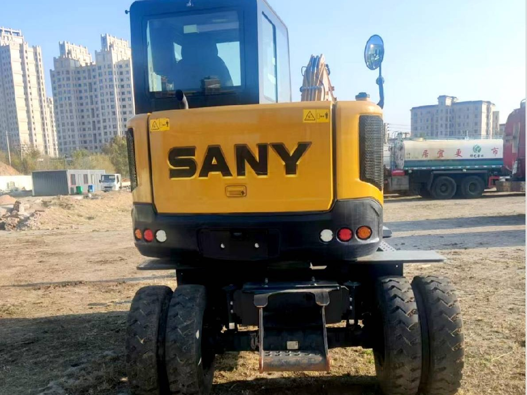 SANY牌65W(G4)轮胎式液压挖掘机招租（鄂尔多斯市律艺园林工程有限责任公司）(国资监测编号GR2026NM1002484)