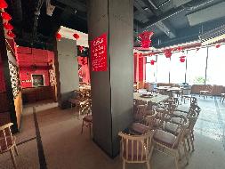 陇南市武都区江岸名都2号楼1-2层105、203、204铺转让公告