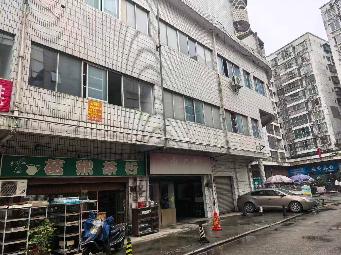 桂林市象山区瓦窑路17号商铺转让公告