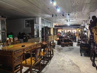 桂林市象山区瓦窑路17号商铺转让公告
