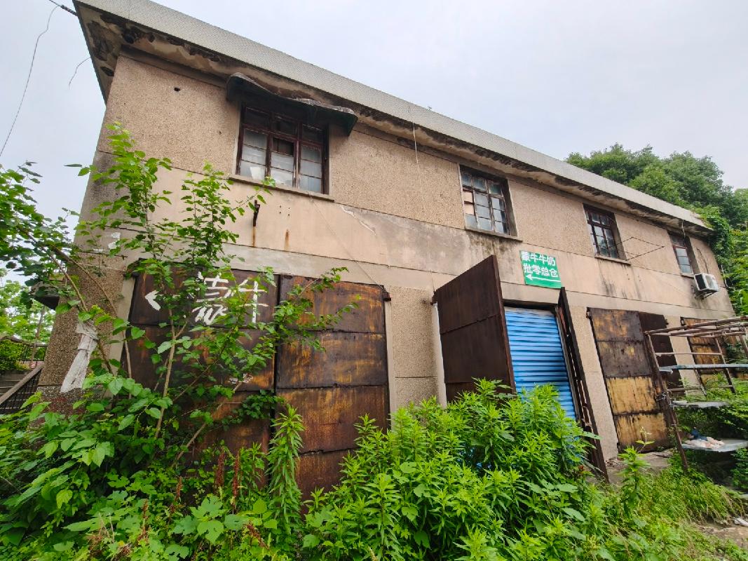 芜湖市鸠江区疏港大道（武夷山路-港湾路）项目所涉建筑物拆除残值转让公告(国资监测编号GR2026AH2001347)