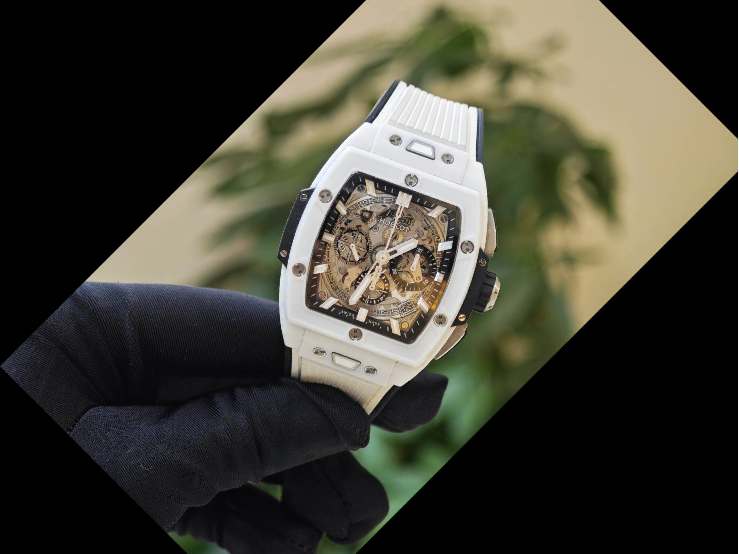 宇舶Hublot Big Bang灵魂系列 642.HX.0170.RX 自动上链 陶瓷 42MM 2022年转让公告