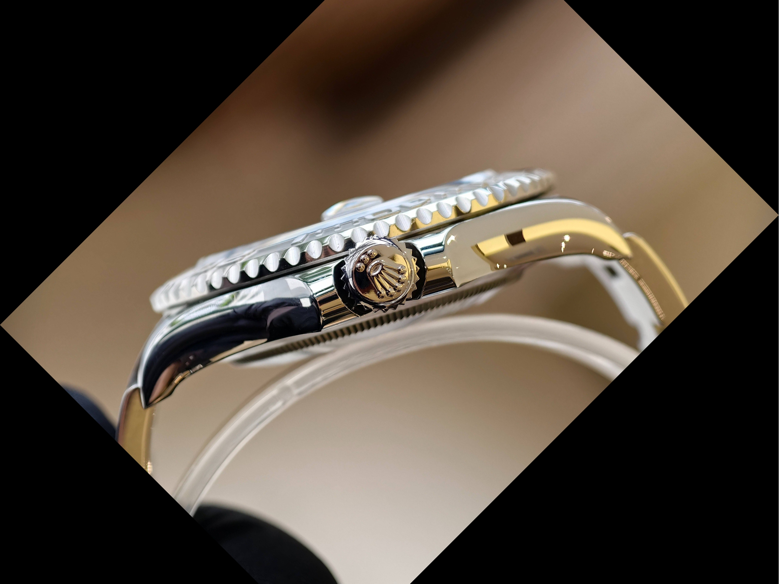 劳力士/Rolex 游艇名仕型 m126622-0002 自动上链 铂金钢（蚝式钢与铂金的组合） 40毫米 2024年全套全长 蓝游艇转让公告