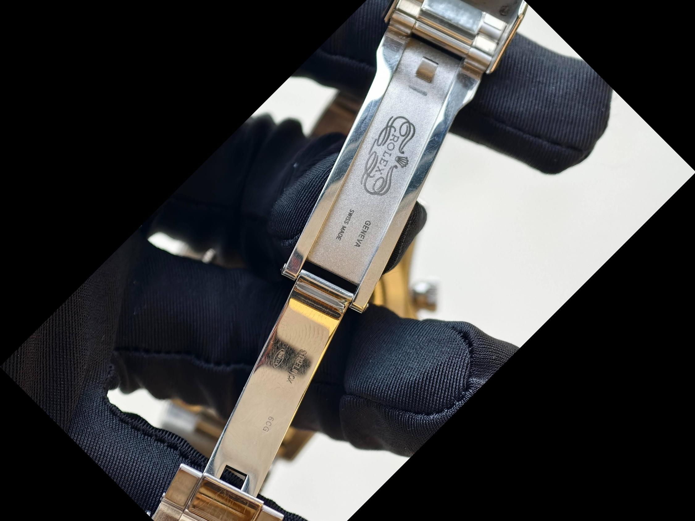 劳力士/Rolex 宇宙计型迪通拿 m116520-0015 自动机械机芯 磨砂扣 全套附件齐全原始品相 904L不锈钢 40贴膜使用 乱码 空白卡 蓝光转让公告