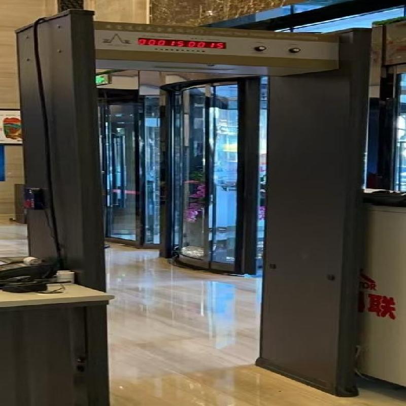 新疆和源通正商业运营管理有限公司转让所属一批酒店资产（96项）