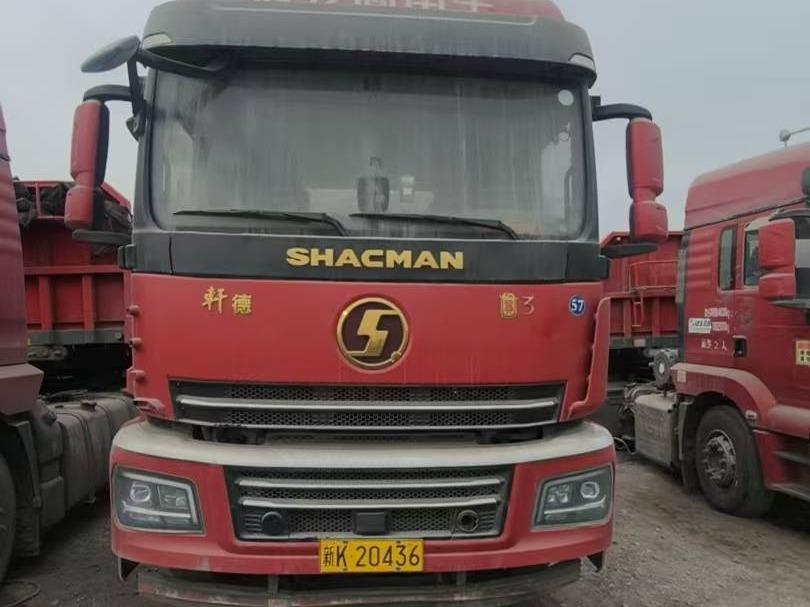 新疆蓝天诚达物流有限公司转让所属590辆货车