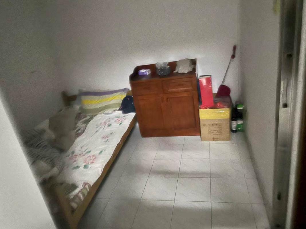 标的3：深圳市罗湖区友谊路22号芙蓉楼1104室(国资监测编号GR2026HN1001278)