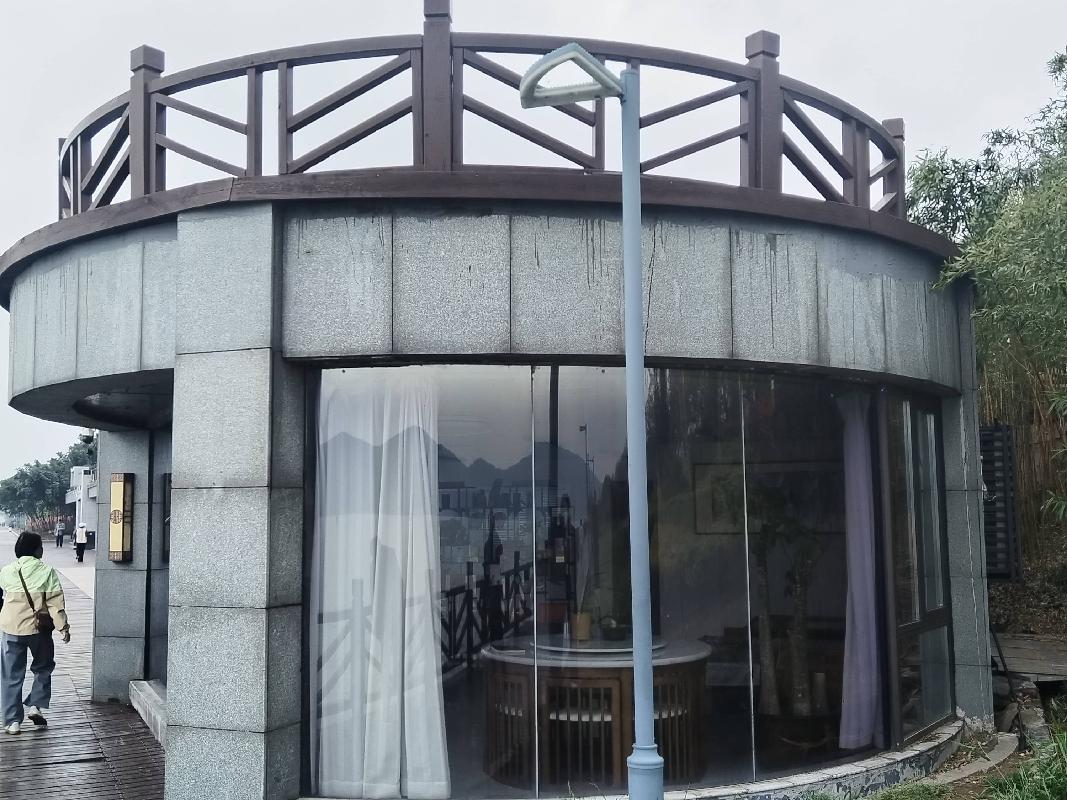 江苏徐州泉山区滨湖公园北大堤4号平台部分房屋(冬泳协会南隔壁)招租项目公告(国资监测编号GR2026JS4002200)