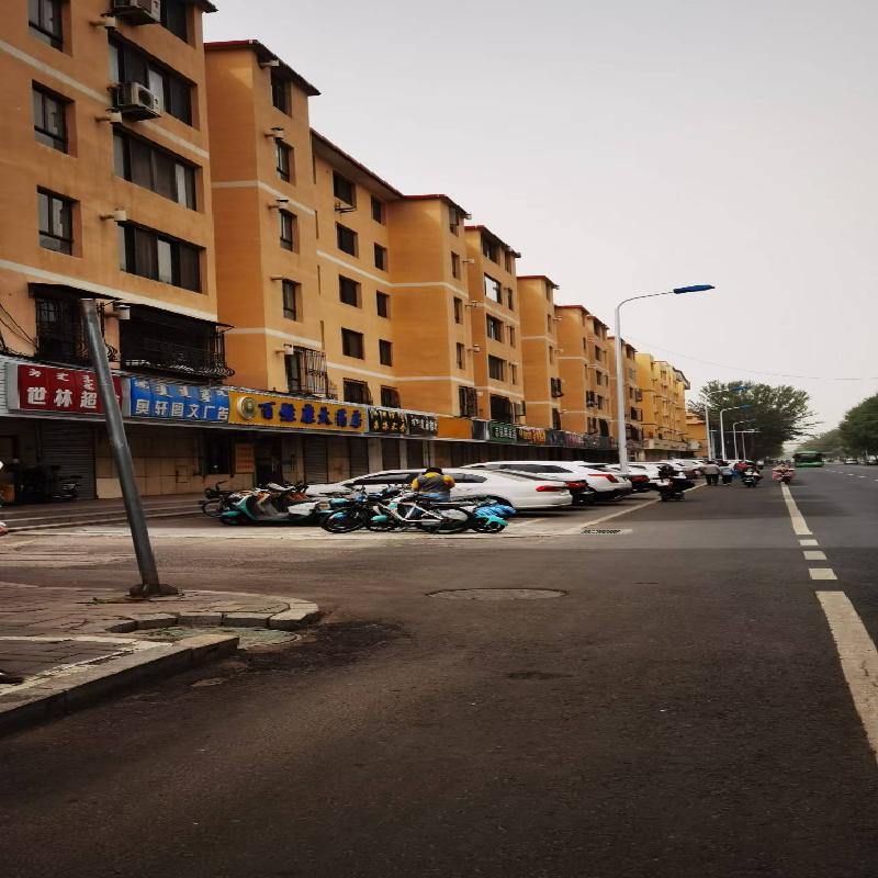 呼和浩特市玉泉区锡林南路18号楼、玉泉区五塔东街31号楼、玉泉区工艺厂巷小白楼、赛罕区腾飞路锦绣福源部分房屋分别出租