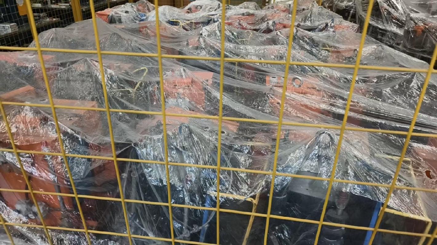 悬挂电焊机、CO2焊机、MIG焊机、双钩电动葫芦等89项机械设备转让公告