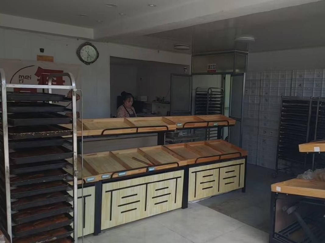 包头市昆都仑区白云路67号万开公寓7-8号底店招租（年租金底价：72090元，租期：3年）（包钢集团万开实业有限公司）(国资监测编号GR2026NM1002556)
