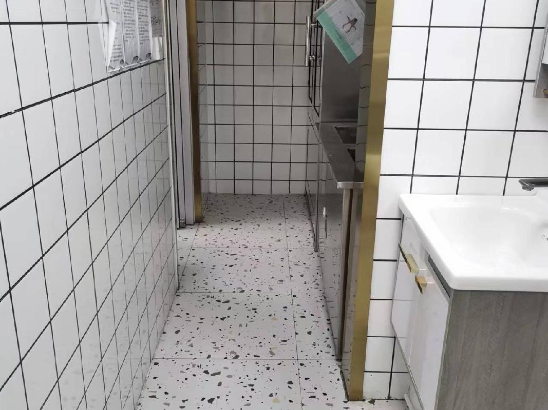 包头市昆都仑区白云路67号万开公寓4号店招租（年租金底价：52000元，租期：3年）（包钢集团万开实业有限公司）(国资监测编号GR2026NM1002555)