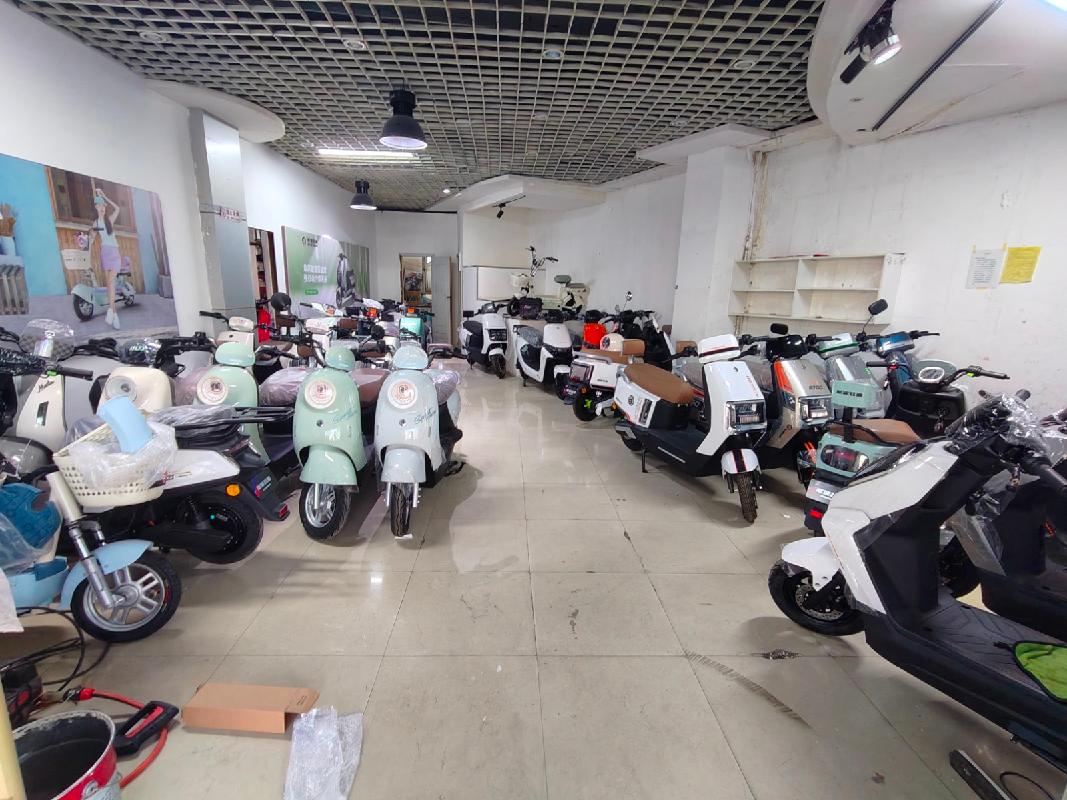 奎屯锦安资产运营管理有限公司位于乌鲁木齐路28幢19号103.37㎡（租期1年）