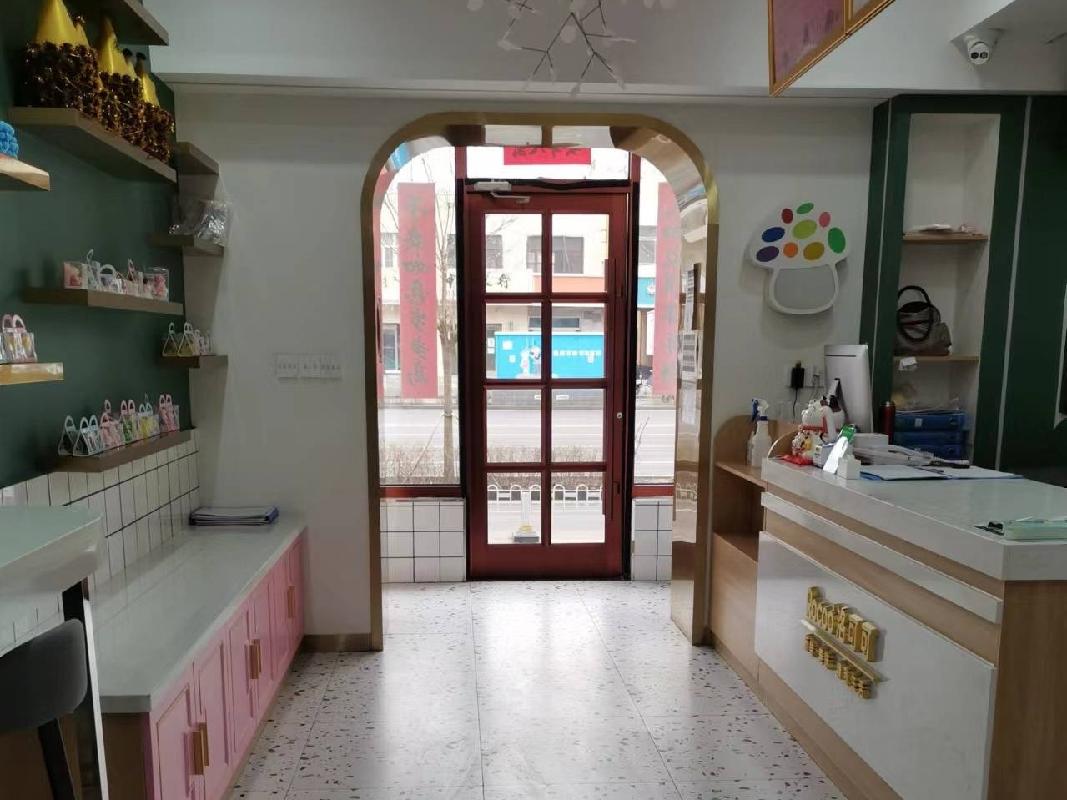 包头市昆都仑区白云路67号万开公寓4号店招租（年租金底价：52000元，租期：3年）（包钢集团万开实业有限公司）(国资监测编号GR2026NM1002555)