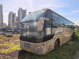 琼A31503柯斯达牌、琼A52510桂林牌等10辆大型普通客车分别转让