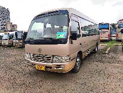 琼A31503柯斯达牌、琼A52510桂林牌等10辆大型普通客车分别转让