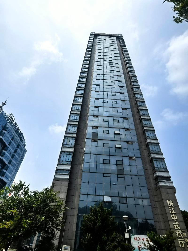 芜湖市镜湖区滨江商务楼A楼2601室房产出租公告