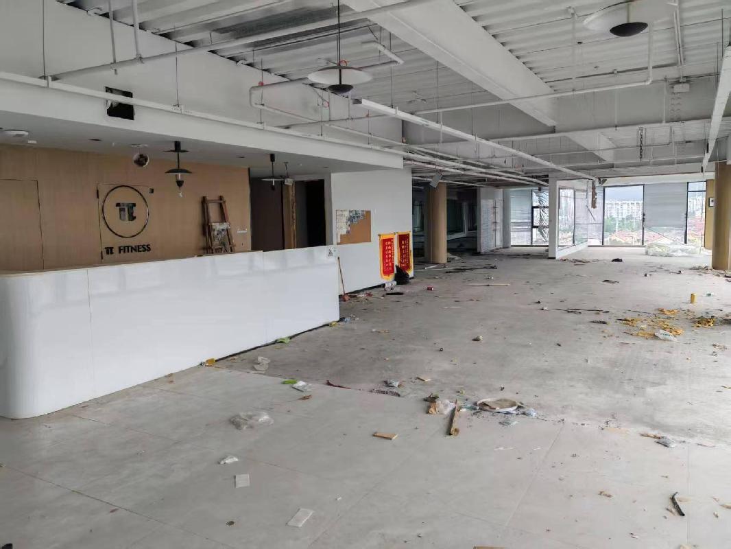 江苏省徐州市三环南路39号商办楼1-701办公房地产转让公告(国资监测编号GR2026JS4002337)