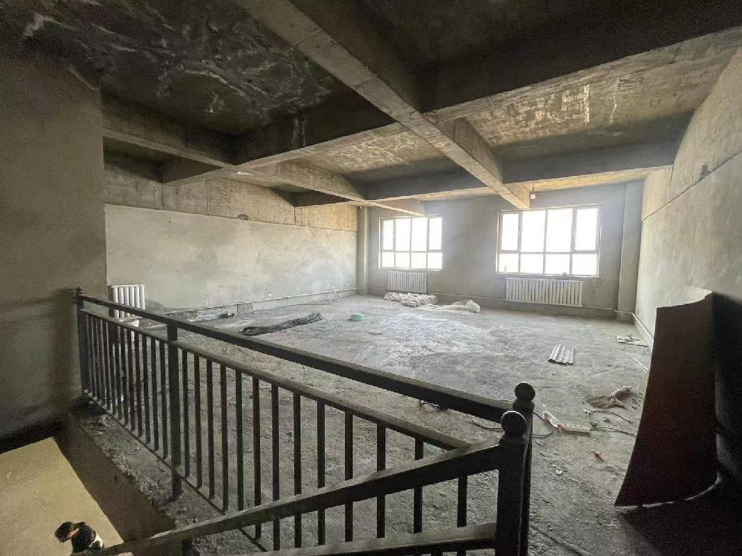 奎屯市城建投资集团有限公司位于南环西路213-6商铺164.43㎡对外招租（租期1年）