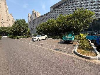 常州市钟楼区劳动西路850号星韵生鲜市集北侧地面机动车停车位1-8号招租公告