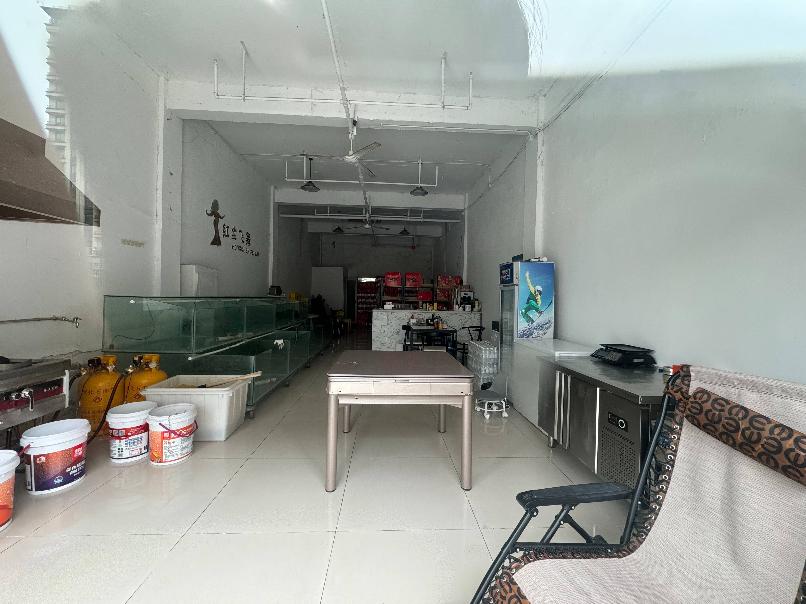 洪泽区水岸花城45号商铺招租公告