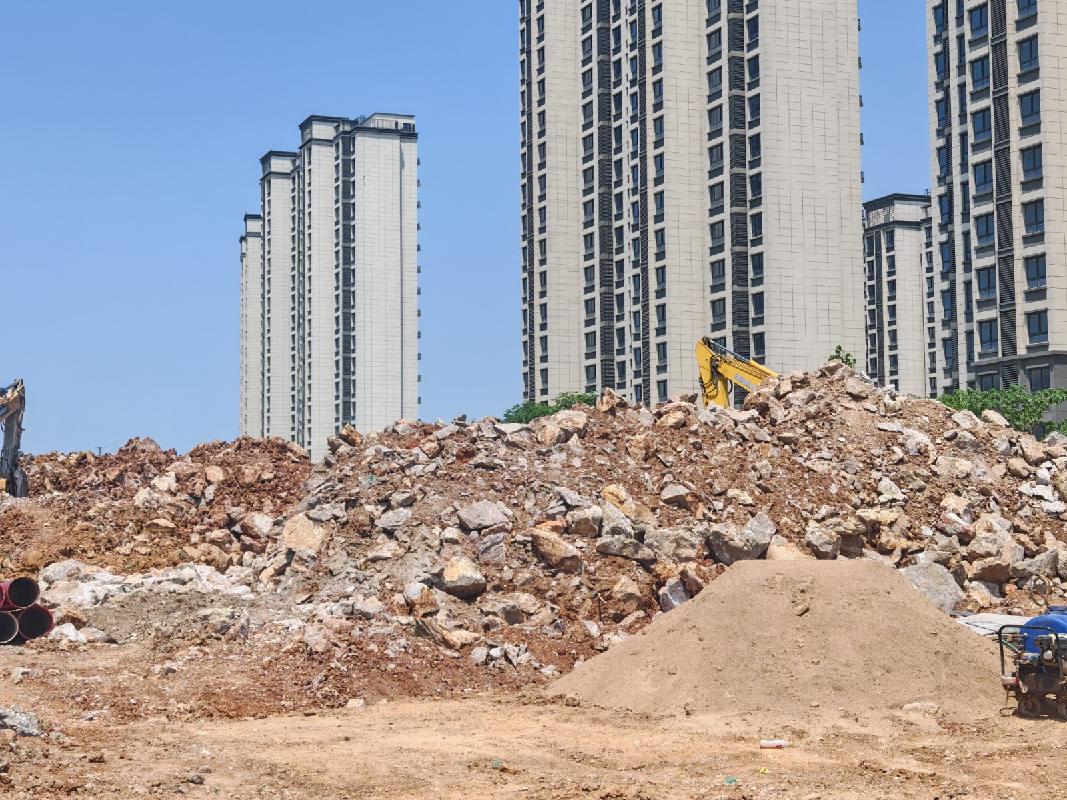 江苏徐州经济技术开发区驮蓝花园配套道路石料转让项目公告(国资监测编号GR2026JS4002354)