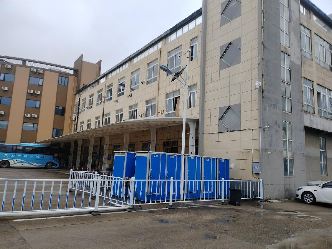 池州市永明路东1号楼池州市公交调度中心原管委会大楼东侧一至三层房产整体出租公告(国资监测编号GR2026AH2001466)
