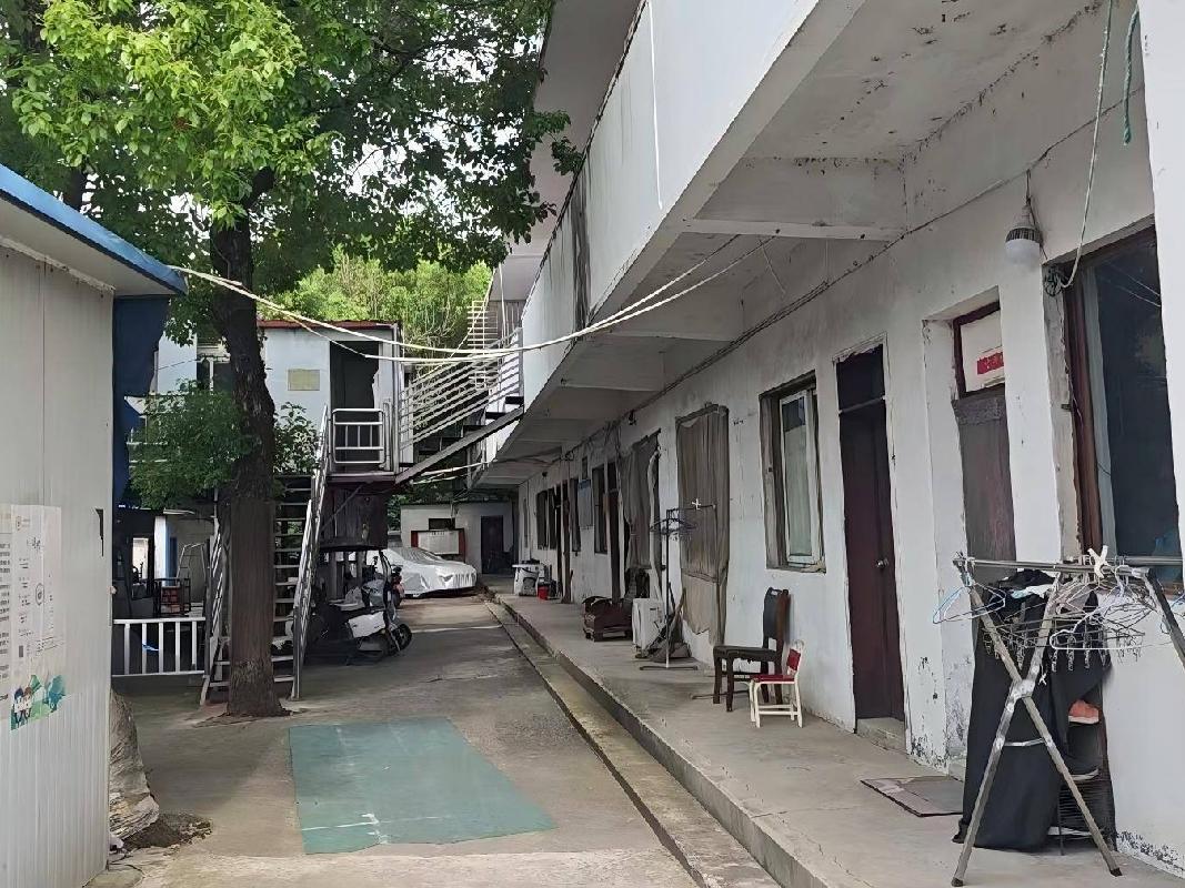 芜湖市鸠江区清水街道军滩社区一处房产及空地出租公告