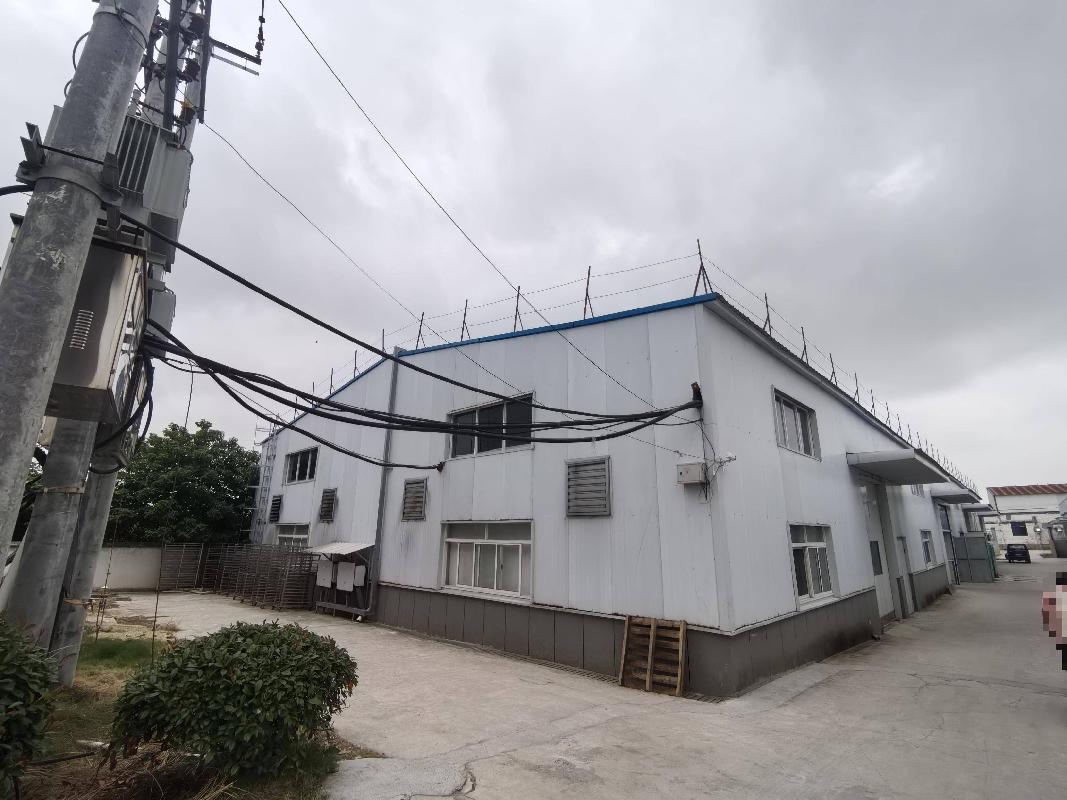无为市赫店镇黄墩村产业园区内东边钢构厂房出租公告