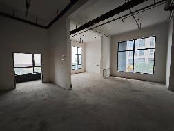 呼和浩特市新城区机场路水岸小镇D区综合楼1020出租（年租金200000元）