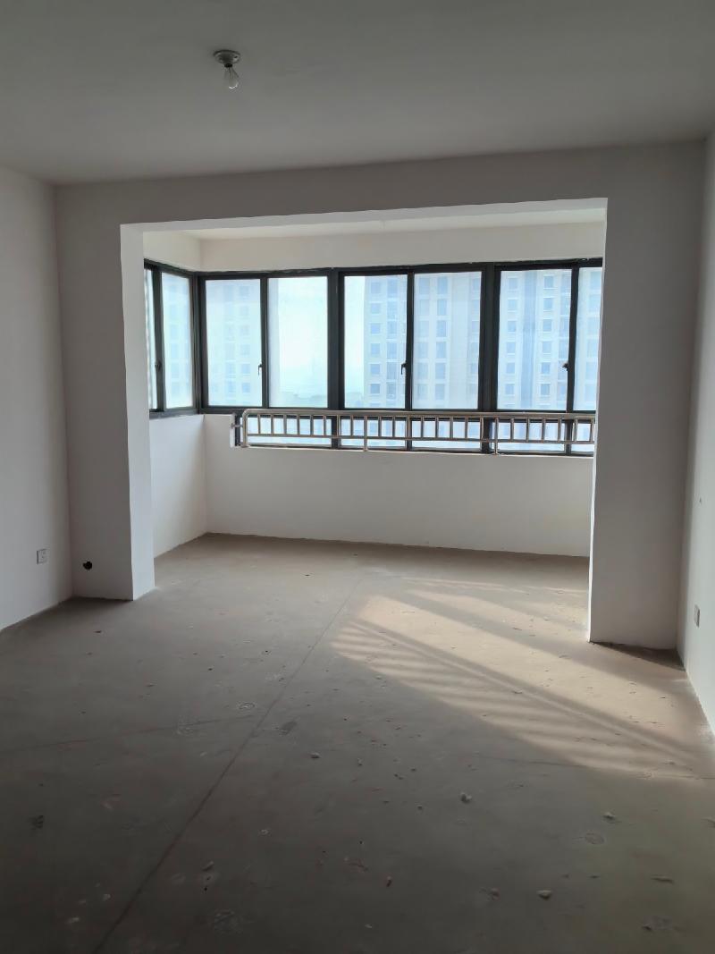 杨舍镇范庄花苑三套住宅公开转让