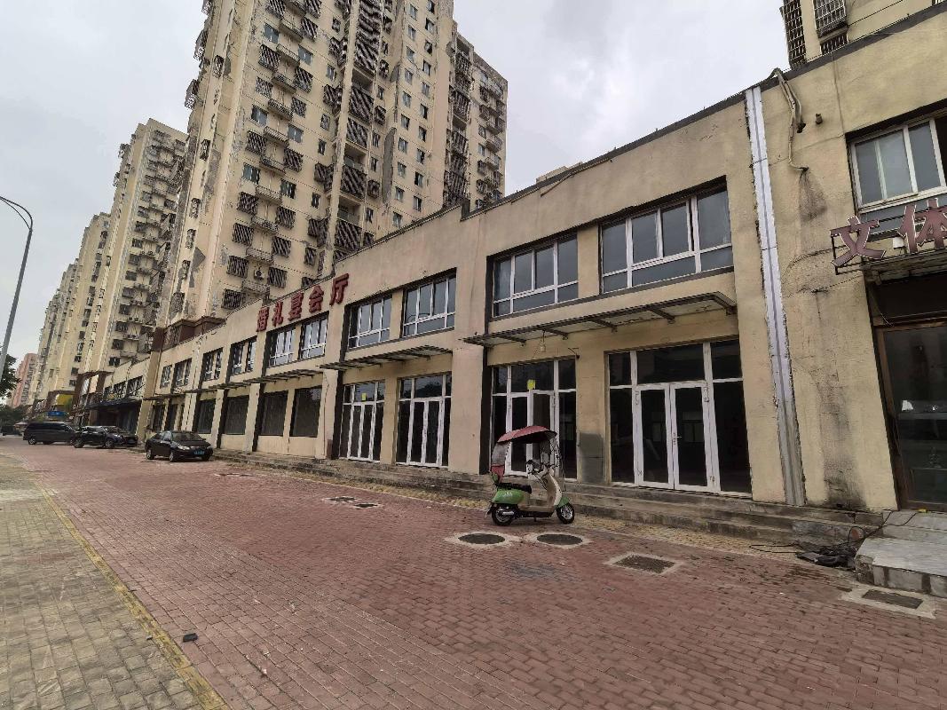 芜湖市鸠江区江北天和苑（夏苑）22#楼05室-11室共7间房产出租公告