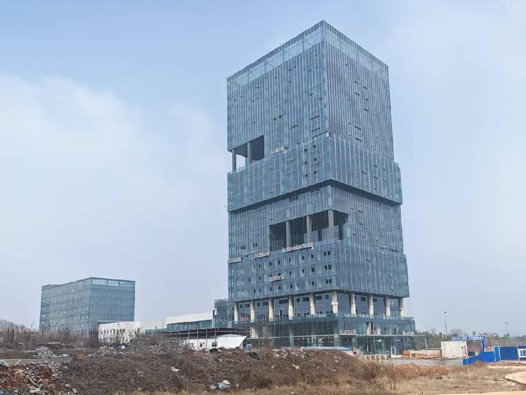 岳阳市中心医院配套健康管理中心项目A栋1层康养大堂及A栋4-15层共10个标的出租（优先标的1整体出租）