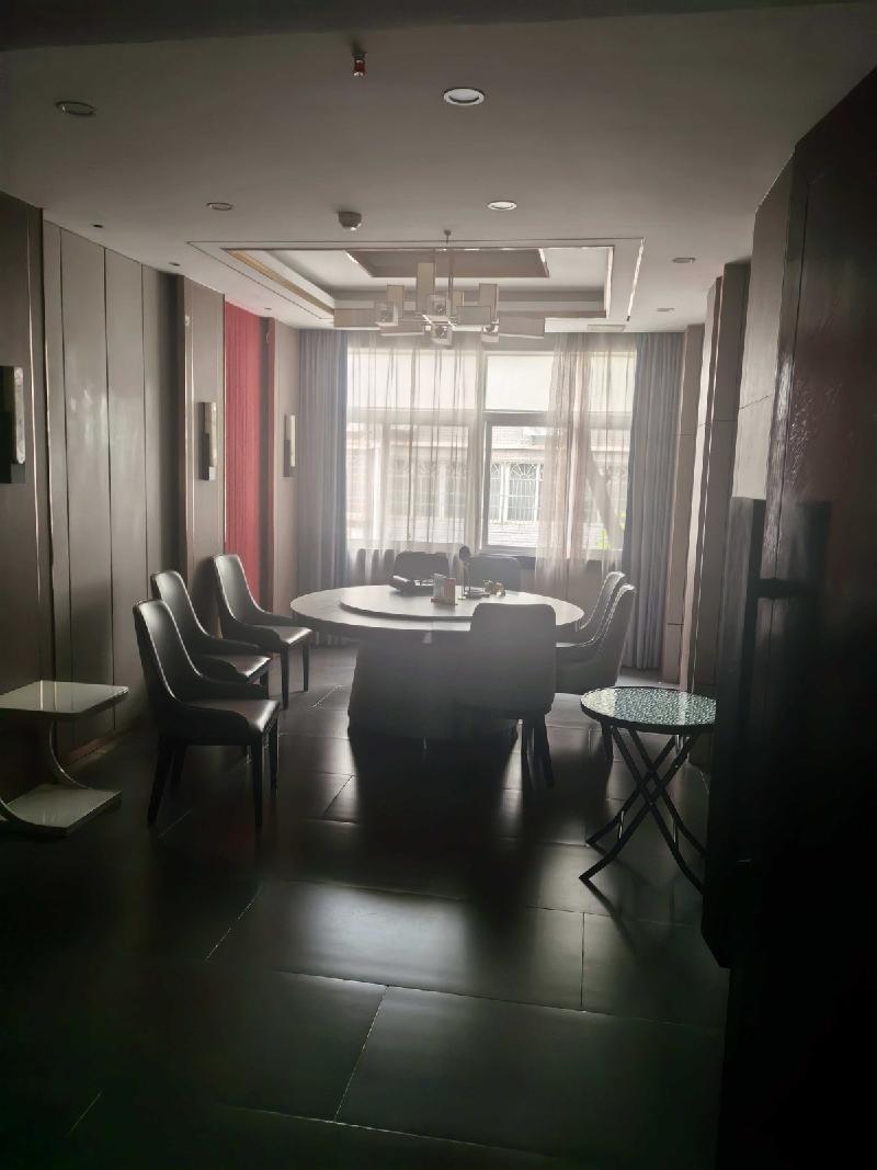 安庆市迎江区景泰花园二期1#A区、B区一至二层房产出租公告(国资监测编号GR2026AH2001501)