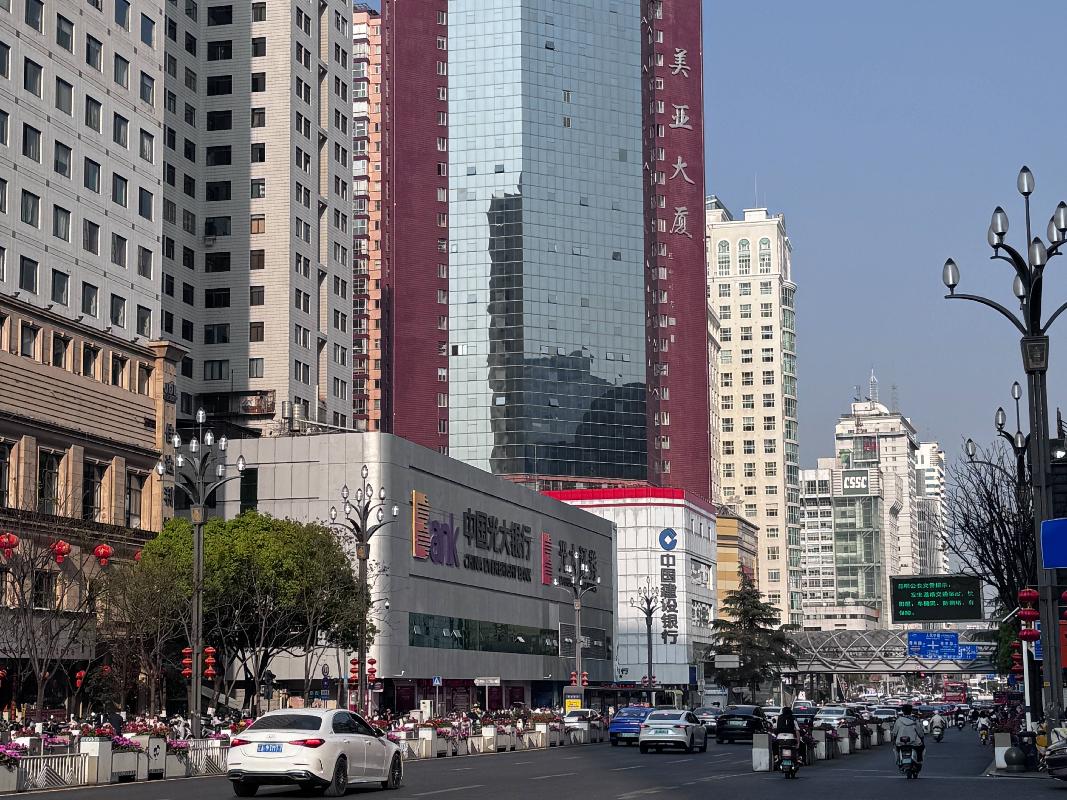 昆明市美亚大厦19-24层房产整体招租(国资监测编号GR2026YN1000320)
