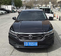 奎屯胡杨河公共交通服务有限公司转让所属4辆大众汽车牌小型轿车（新D7031H、新D7032H、新D7033H、新D7036H）(国资监测编号GR2026XJ1001127)