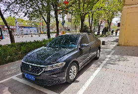 奎屯胡杨河公共交通服务有限公司转让所属4辆大众汽车牌小型轿车（新D7031H、新D7032H、新D7033H、新D7036H）(国资监测编号GR2026XJ1001127)